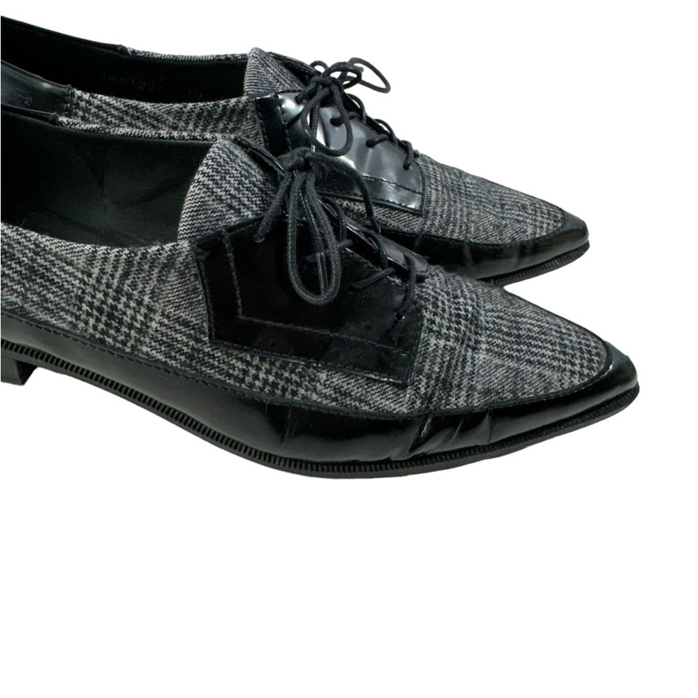 STUART WEITZMAN black and plaid loafers size 10 - Picture 4 of 12